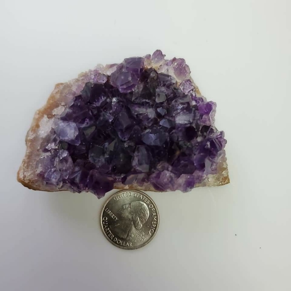 HOST PICK 🔮 Amethyst Geode - Picture 5 of 5